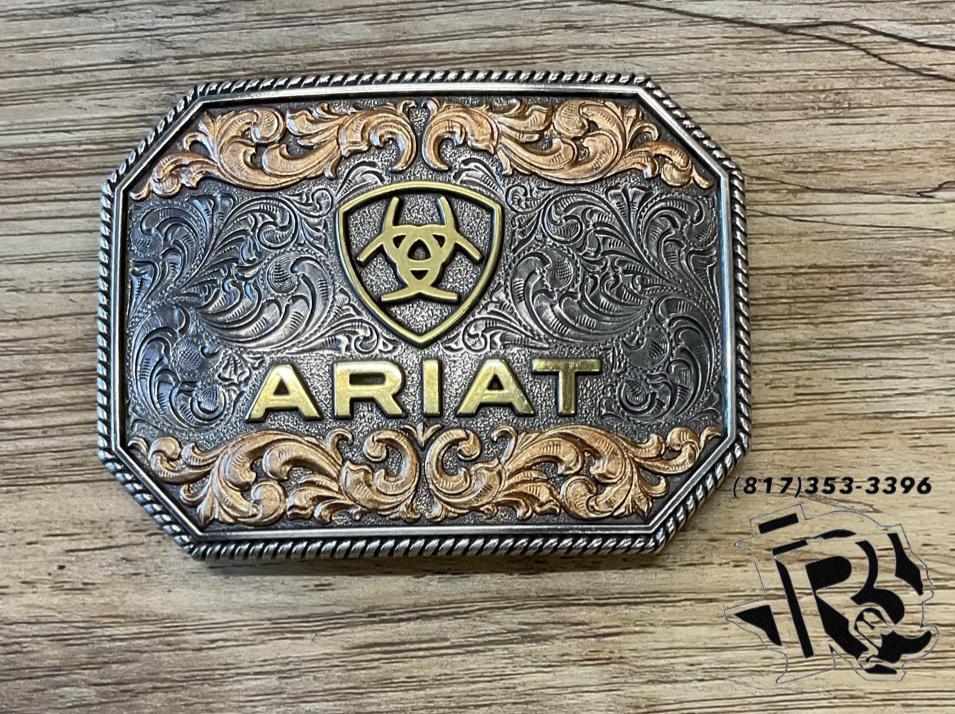 mejores marcas de sombreros vaqueros:
Ariat