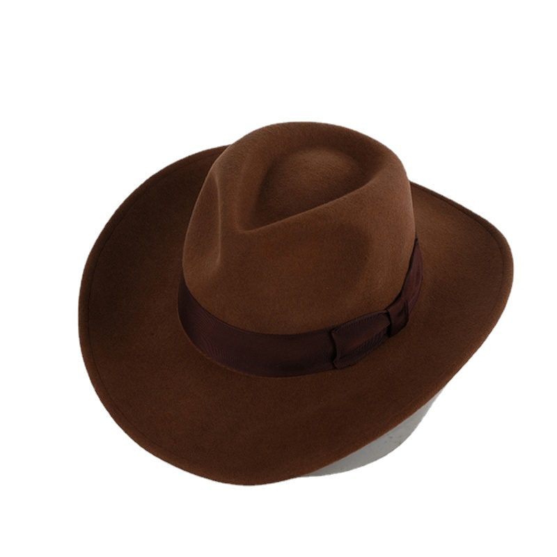 El icónico sombrero fedora de Indiana Jones I SANTACANA